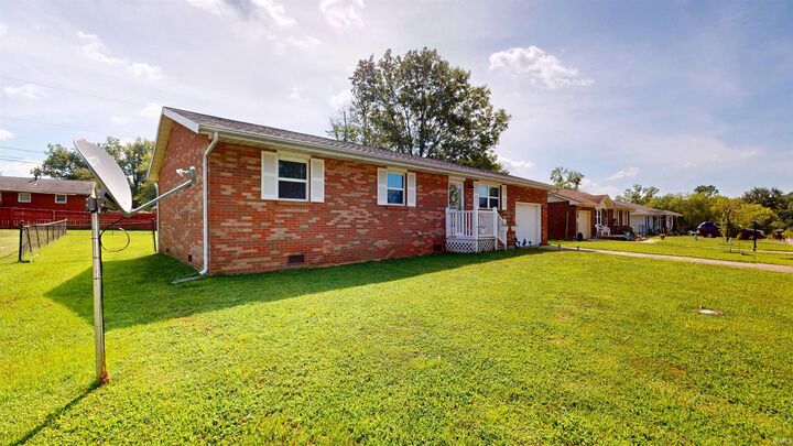 Property Photo:  1108 Perkins Drive  IN 47601 