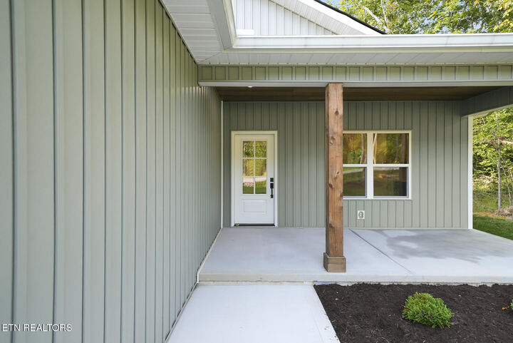 Property Photo: 387 Saint George Drive TN 38558