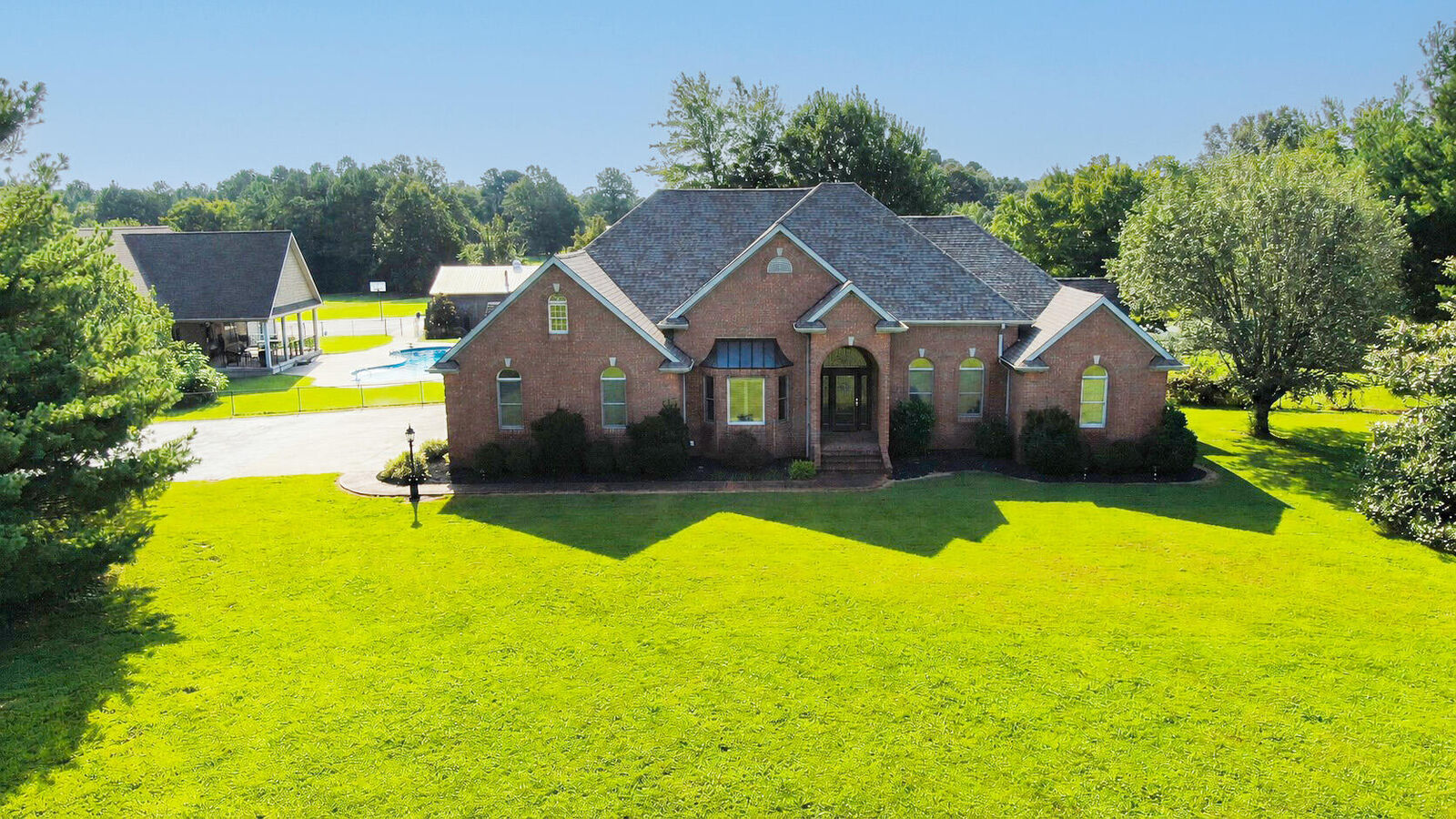 Property Photo: 1422 Moors Camp Highway KY 42025