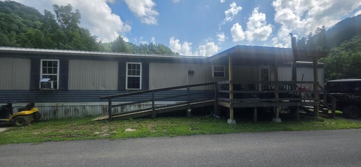 Property Photo:  62 Harley Drive  KY 40868 