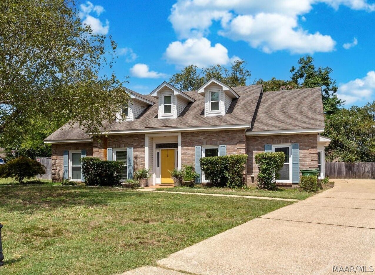 Property Photo:  6907 Short Line Circle  AL 36116 