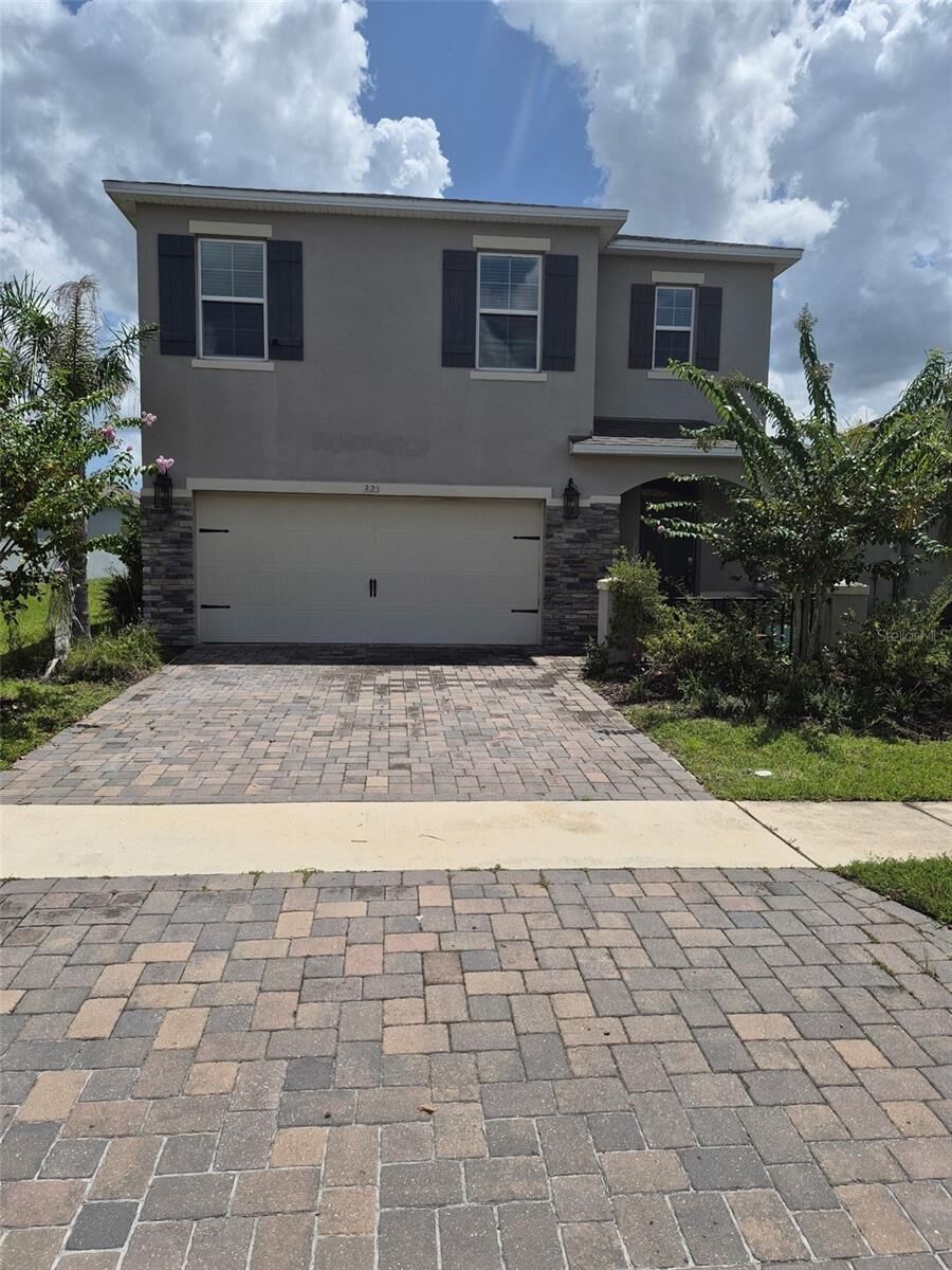 Property Photo:  225 Caryota Court  FL 32168 