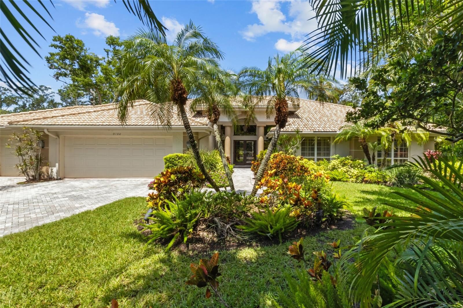Property Photo:  5166 Kestral Park Terrace  FL 34231 