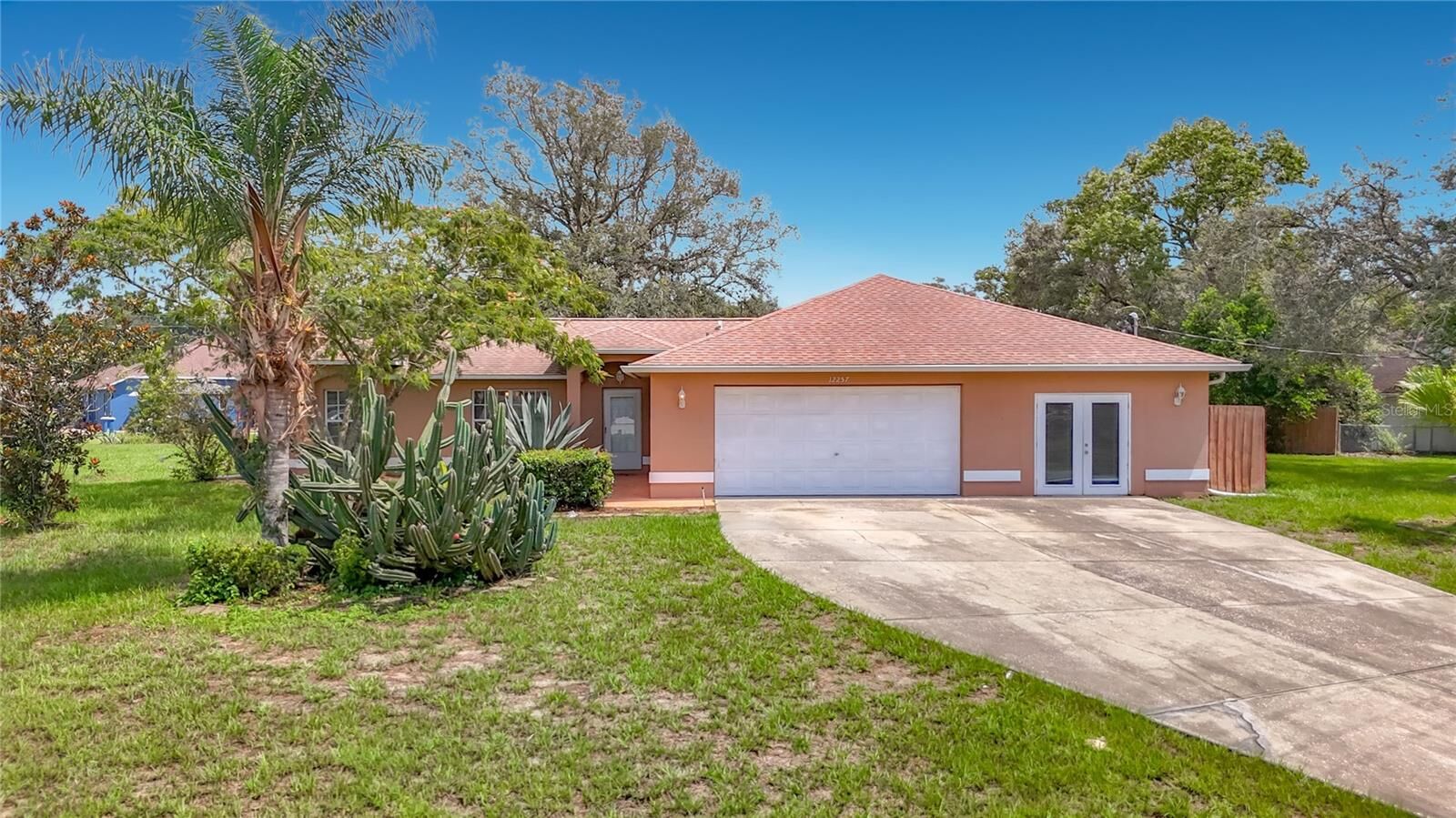 Property Photo:  12257 Genter Drive  FL 34609 