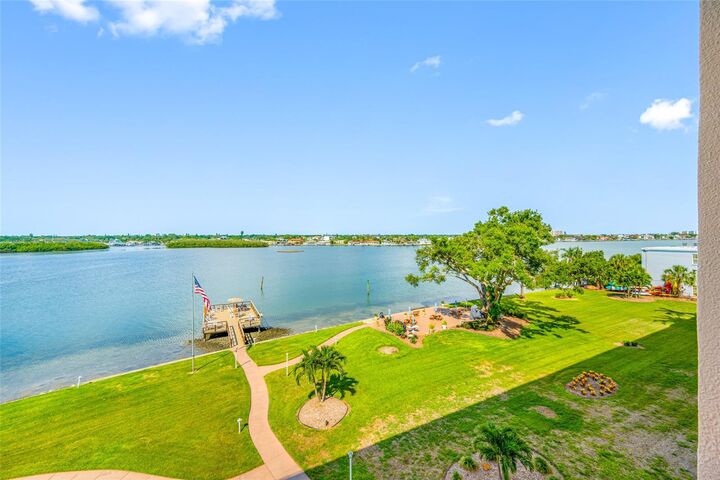 Property Photo:  1847 Shore Drive S 509  FL 33707 