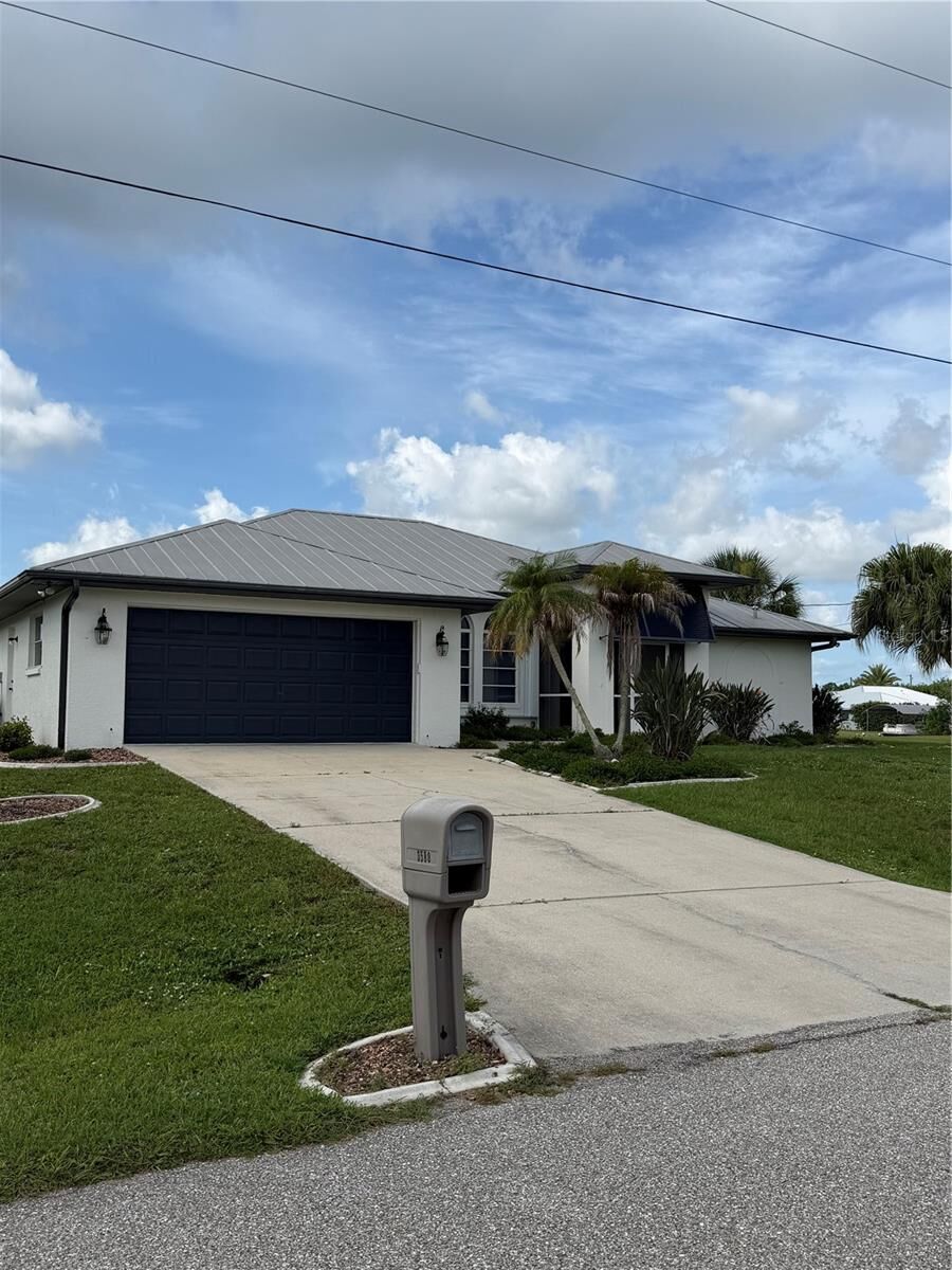Property Photo:  3580 Como Street  FL 33948 