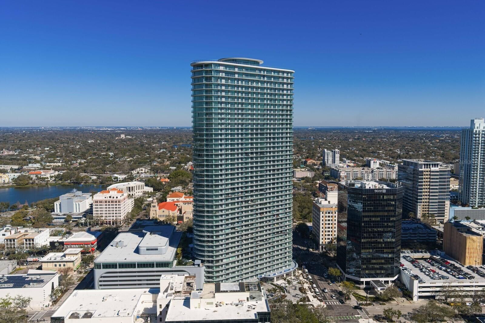 Property Photo: 400 Central Avenue 1704 FL 33701