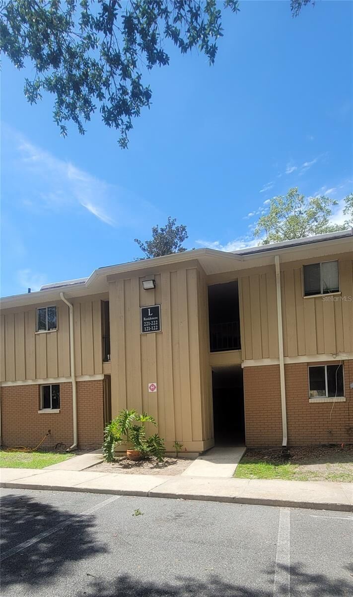 Property Photo: 507 NW 39th Road 122 FL 32607