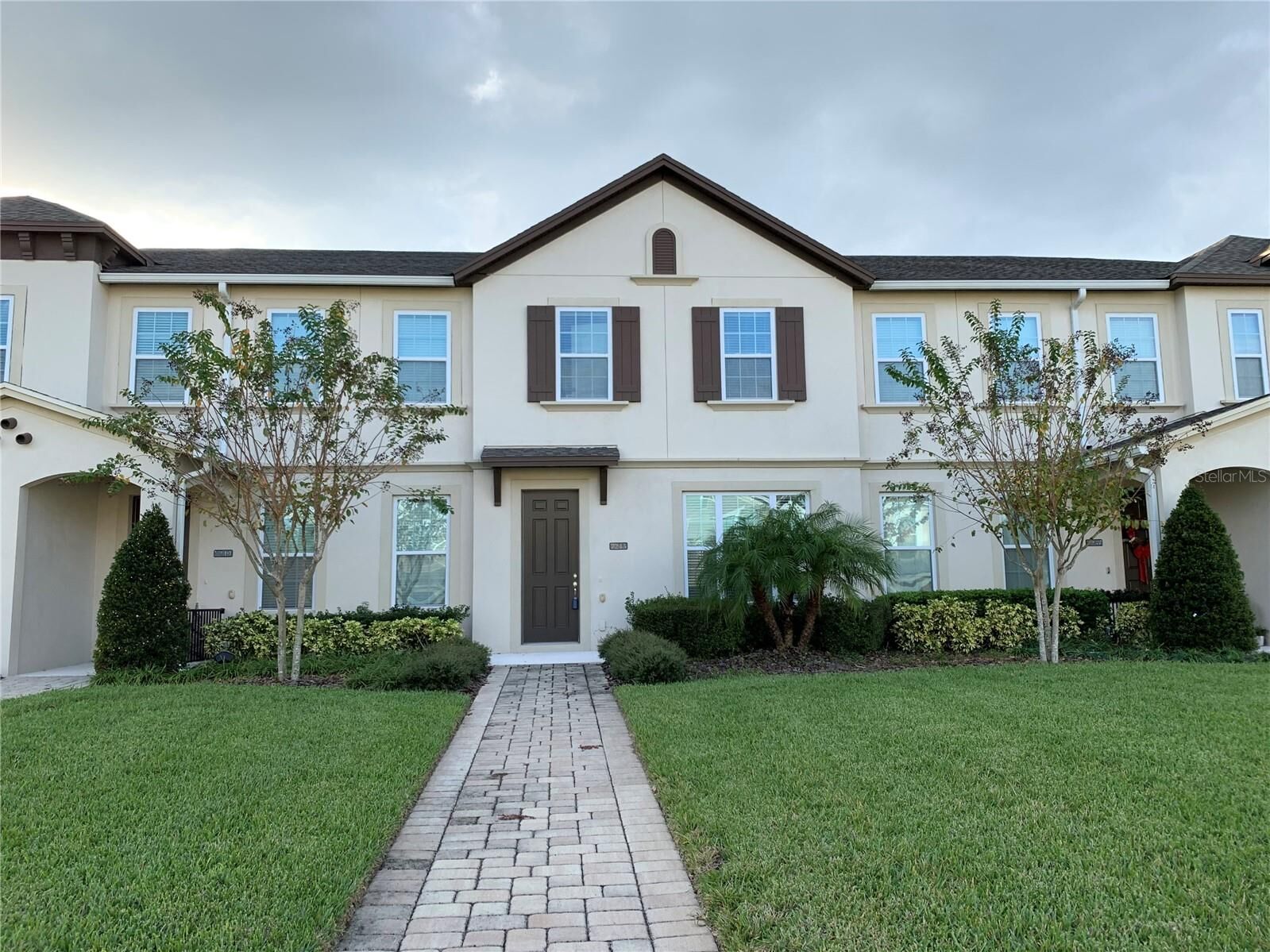 Property Photo: 7243 Shadeview Alley FL 34786