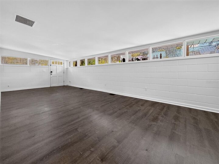 Property Photo:  325 S 2nd Street 206  FL 34748 