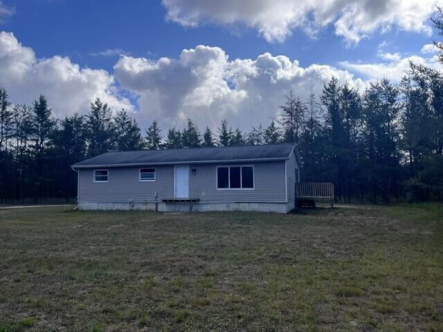 Property Photo: 961 Dusty MI 49644