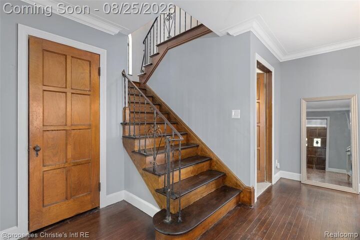 Property Photo: 18944 Warrington Drive MI 48221 2274
