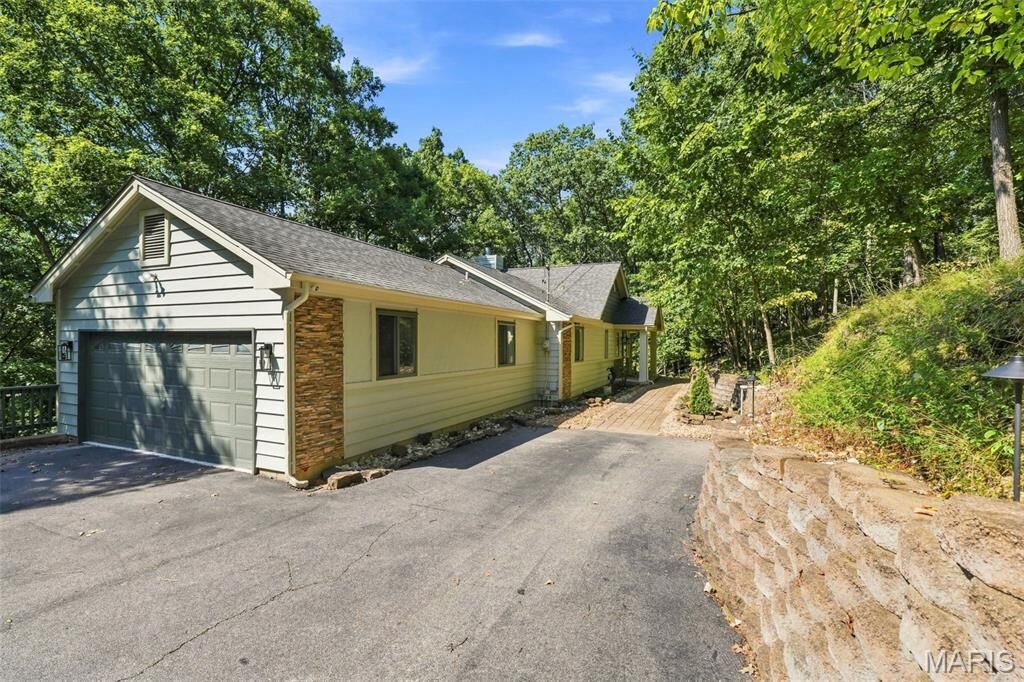 Property Photo: 3311 Pine Cliff Road MO 63038