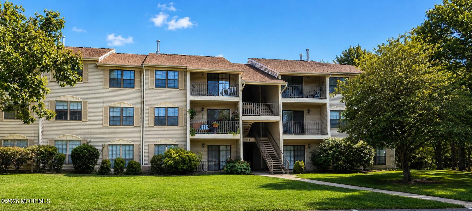 Property Photo: 148 Sussex Place NJ 08205