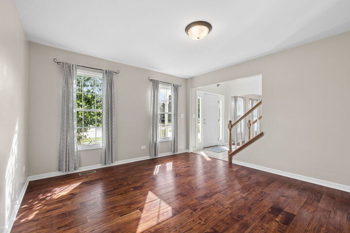 Property Photo:  1803 Chestnut Hill Road  IL 60586 