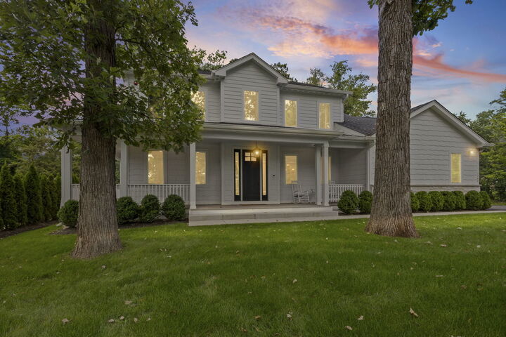 Property Photo: 1760 Chris Court IL 60015