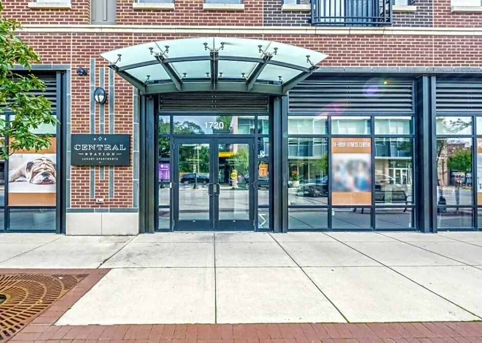 Property Photo:  1720 Central Street 216  IL 60201 