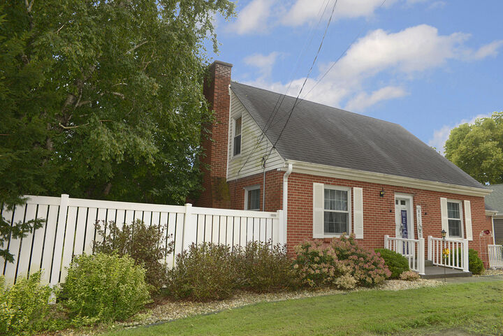 Property Photo: 733 E Main Street IL 61350