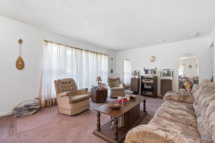 Property Photo:  515 Asbury Avenue  IL 60202 