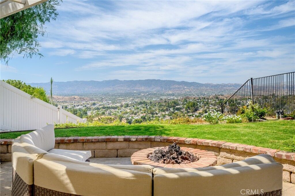 Property Photo: 27403 Garza Drive CA 91350