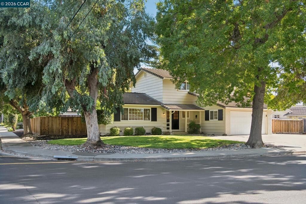 Property Photo: 3485 Peachwillow Lane CA 94598