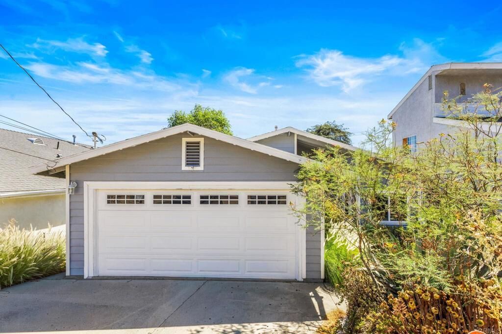 Property Photo:  33208 Gillette Street  CA 92530 