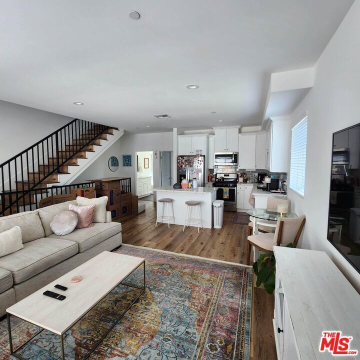Property Photo: 13826 Bessemer Street 13828 CA 91401