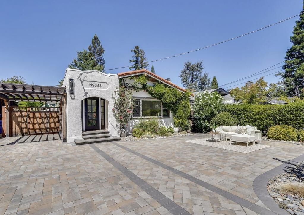 Property Photo:  245 Los Gatos Boulevard  CA 95030 