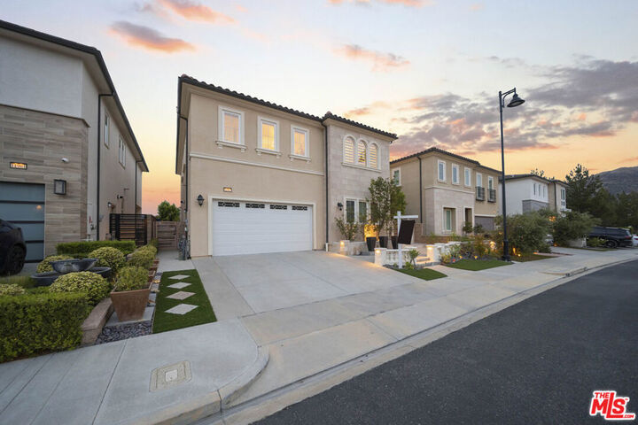 Property Photo:  11967 Carabella Court  CA 91326 