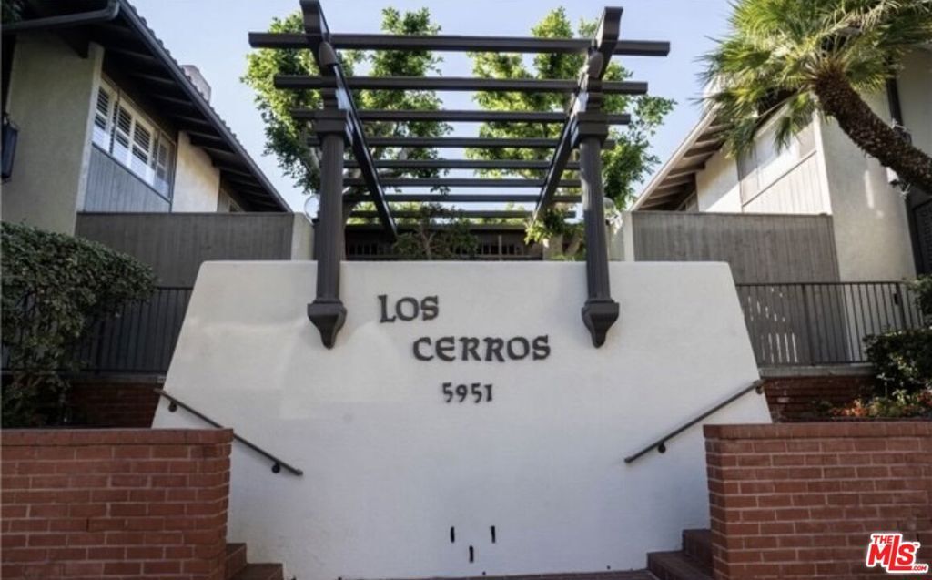 Property Photo:  5951 Canterbury Drive 14  CA 90230 