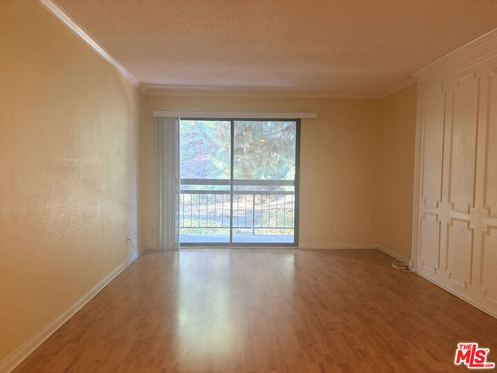 Property Photo:  805 Temple Terrace 202  CA 90042 