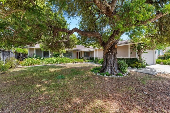 Property Photo:  28042 Santona  CA 90275 