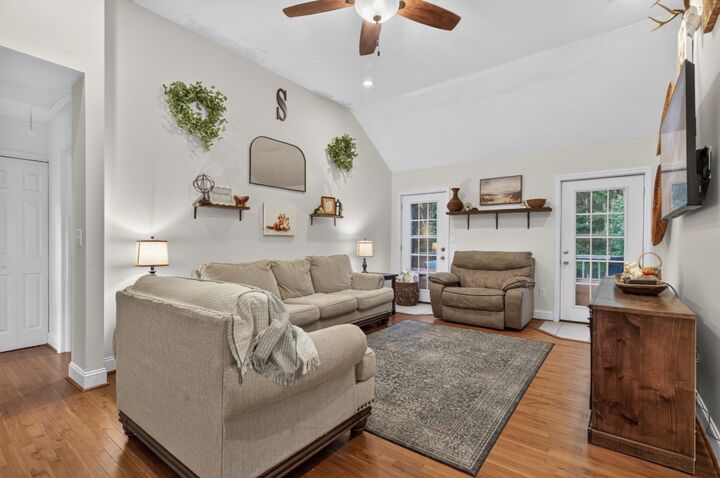Property Photo:  293 Morris Dr  TN 37387 