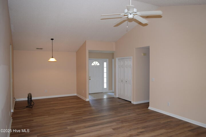 Property Photo: 1240 Morganton Road NC 28374