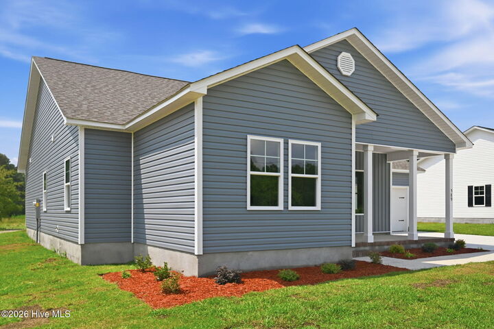 Property Photo: 589 Batchelor Road NC 28574