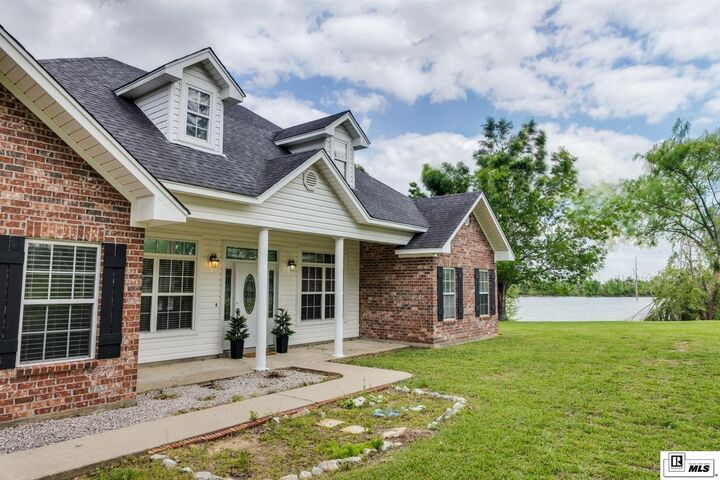 Property Photo: 15 McMillan Road LA 71232