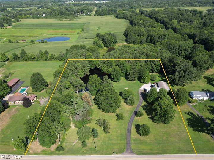 Property Photo: 6873 Knauf Road OH 44406