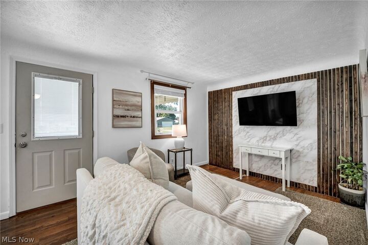 Property Photo:  941 Woodstock Road  OH 44095 