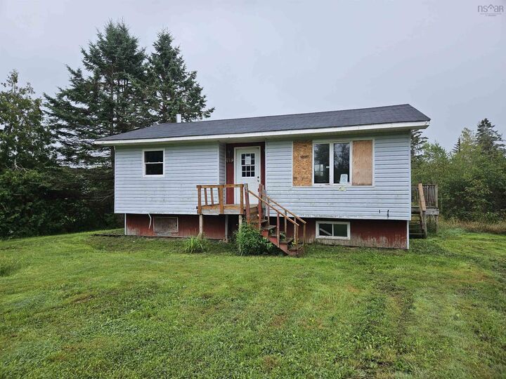 Property Photo:  131 Old Halifax Road  NS B4H 3Y1 