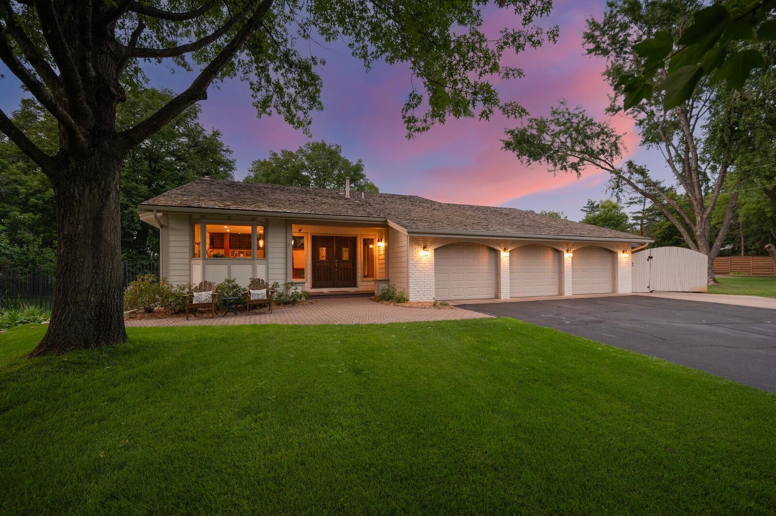 Property Photo:  12510 Overlook Road  MN 55327 
