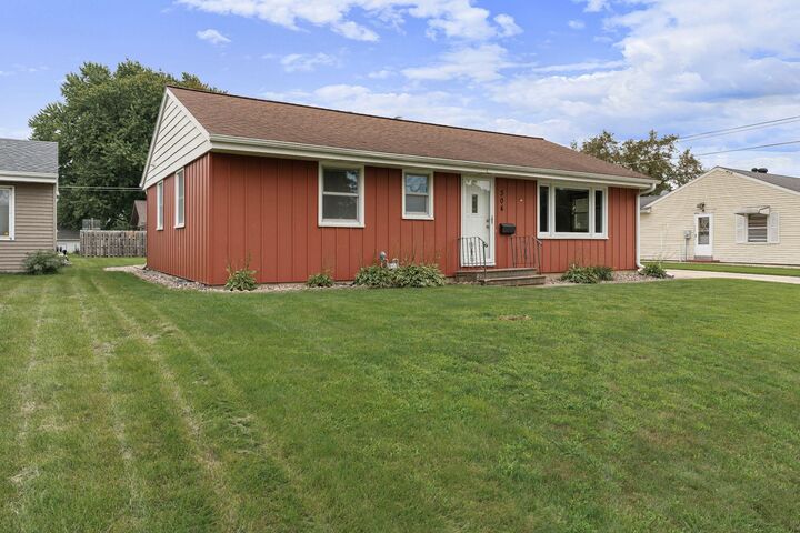 Property Photo:  304 18th Street NW  MN 55912 