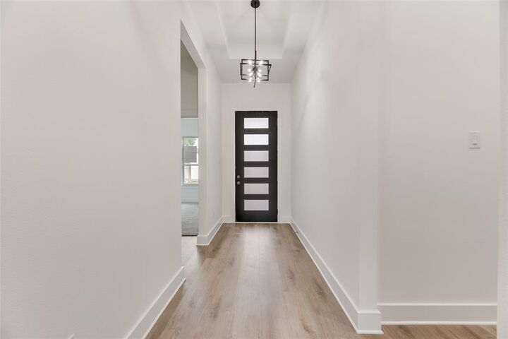 Property Photo: 1314 Hendricks Avenue TX 75216