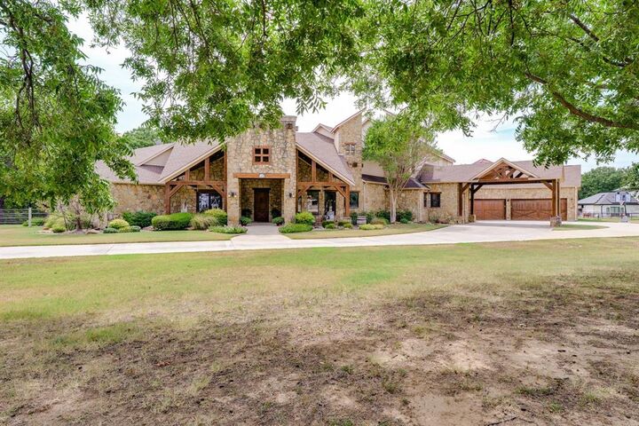 Property Photo:  1491 E Hickory Hill Road  TX 76226 