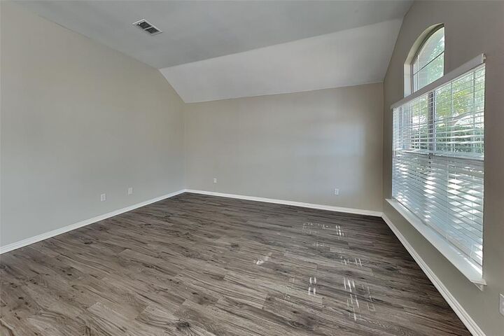 Property Photo:  2105 Peacock Lane  TX 76210 