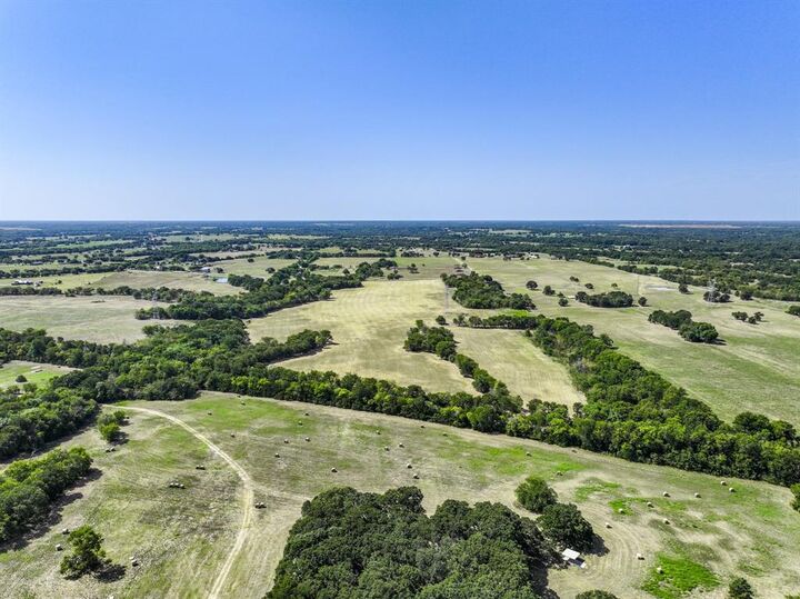 Property Photo:  229 County Road 4733  TX 75433 