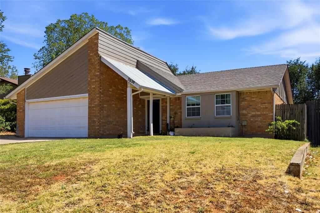 Property Photo: 3020 SE 57th Street OK 73135