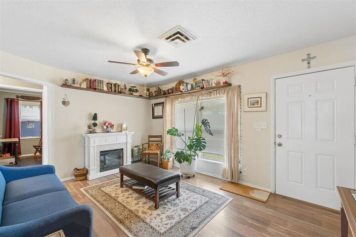 Property Photo:  411 Russell Drive  OK 73110 
