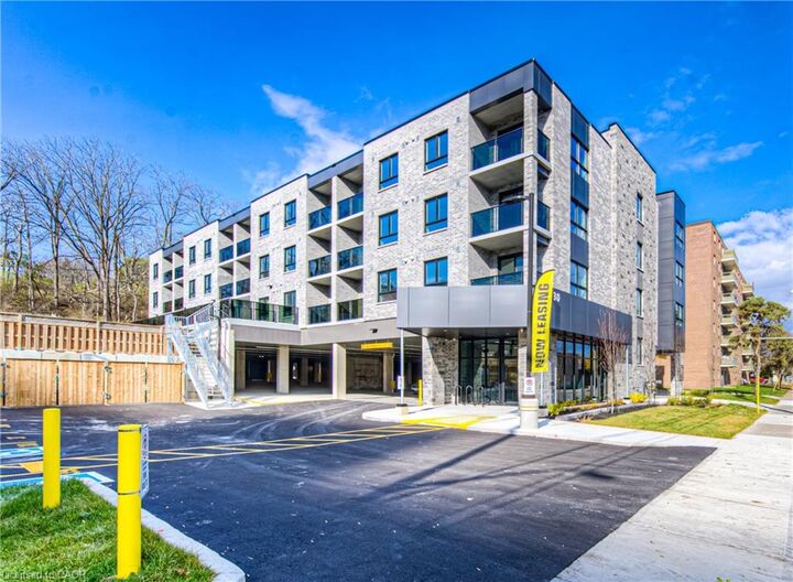 Property Photo:  30 George Street S 406  ON N1S 1M4 