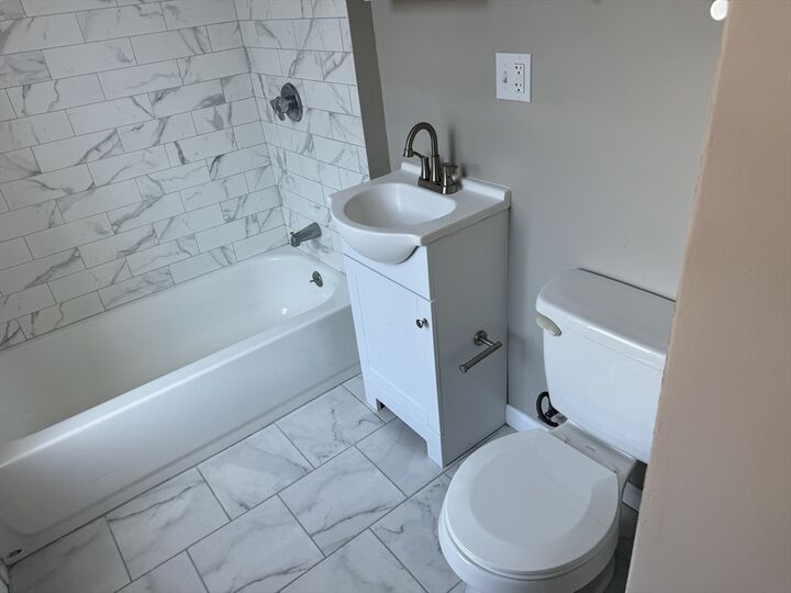 Property Photo: 197 Appleton Street 125 MA 01852