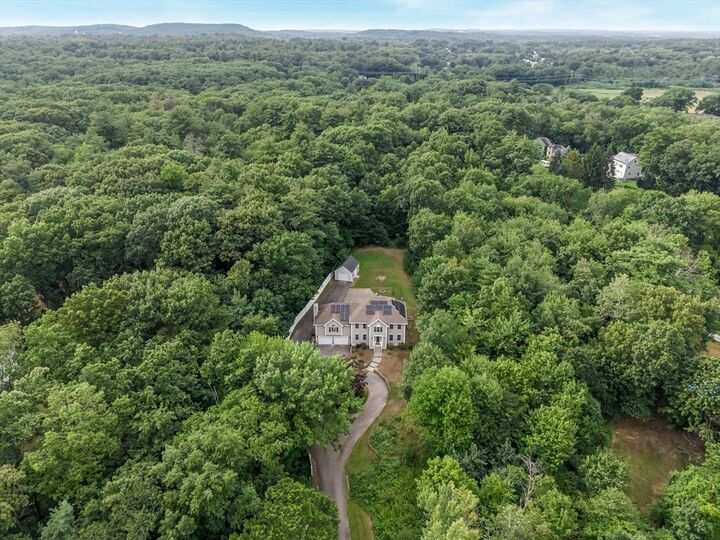Property Photo: 3 Avalon Ct. MA 01844